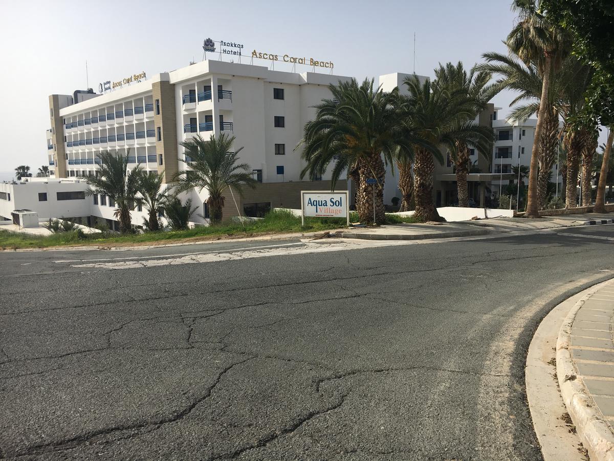 Townhouse Coral Bay Village Kissonerga Exterior photo